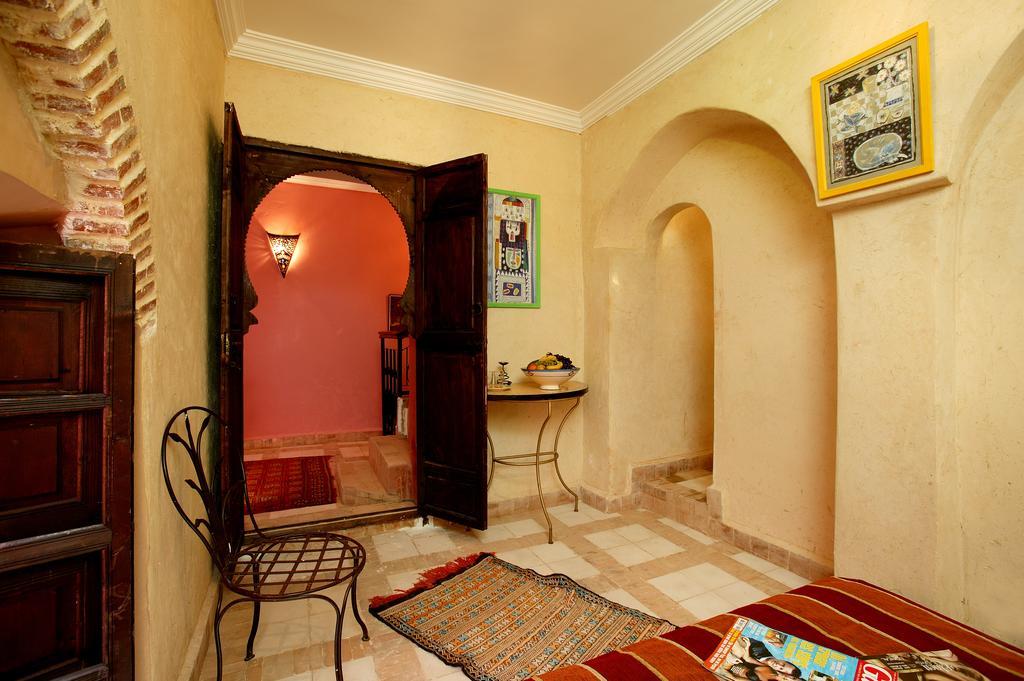 Riad N10 مراكش الغرفة الصورة